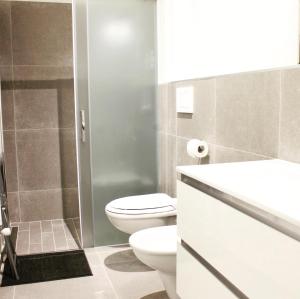 A bathroom at B&B m’ama non m’ama