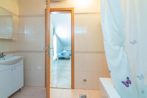 Fotografie z fotogalerie ubytování Apartment Mimoza 6, Baska, Krk v destinaci Baška