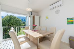 Fotografie z fotogalerie ubytování Apartment Mimoza 6, Baska, Krk v destinaci Baška