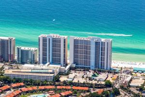 Imagen de la galería de Majestic Beach Resort Tower 2 by Panhandle Getaways, en Panama City Beach