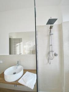 Ένα μπάνιο στο B&B La Locanda Chic +25 φωτογραφίες