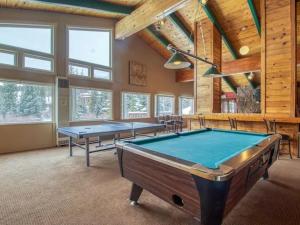 Gallery image of Cozy Wildernest Loft at the top of Buffalo Mountain condo in Silverthorne