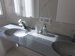 Kúpeľňa v ubytovaní Villa Luxury Paradise Suites