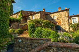 A garden outside Piccolo Borgo Gagnoni