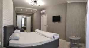 Cama ou camas em um quarto em Odessa 3room near Opera House