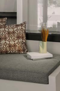 A seating area at Aposperia Memorable Living