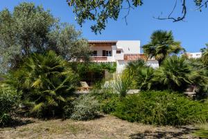 Zahrada ubytování Villa Can Joan I - Fantastic Sunset Views and Family Friendly -