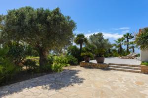 Zahrada ubytování Villa Can Joan I - Fantastic Sunset Views and Family Friendly -