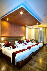 Katil atau katil-katil dalam bilik di The Address Kathmandu Hotel