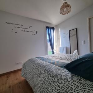 Cama o camas de una habitación en Bohème chic - Parc Bourran - 4 pers - Netflix