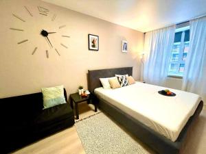 Ліжко або ліжка в номері Квартира в стиле ЛОФТ у Камы