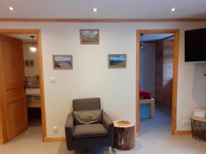 Foto da galeria de Appartement chaleureux avec wifi de 10 personnes à Val-Cenis em Lanslebourg-Mont-Cenis