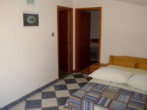 Posteľ alebo postele v izbe v ubytovaní Apartment in Sucuraj with sea view, balcony, air conditioning, WiFi 3560-2