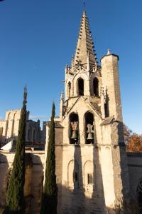 Afbeelding uit fotogalerij van La Vue des Papes - Hypercentre - Parking in Avignon