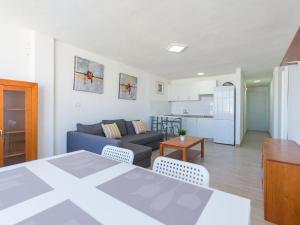 Kuchyňa alebo kuchynka v ubytovaní Top floor sea view central holiday home