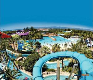 The swimming pool at or close to APARTBEACH DMS I 217 Vistas Playa y Climatizado