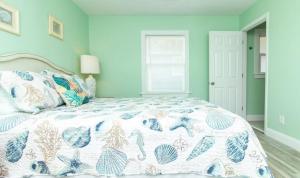 Postel nebo postele na pokoji v ubytování Wave Haven - Ocean View