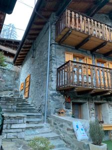 Gallery image of CASA VACANZE NORA in Chamois