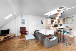 Galeriebild der Unterkunft P&O Serviced Apartments Old Town Podwale in Warschau