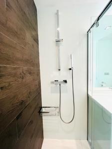 A bathroom at Apartamento de Lujo Benicasim - Primera Línea