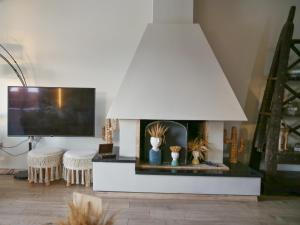 Гостиная зона в Boho Beach House in Itea-Delphi