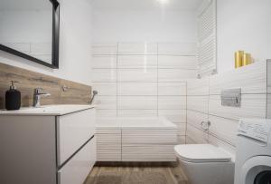 Kúpeľňa v ubytovaní Bizapartments - Modern Flats with Parking + 37 fotografií