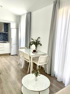 Apartamentos con encanto en el centro de Granada的厨房或小厨房
