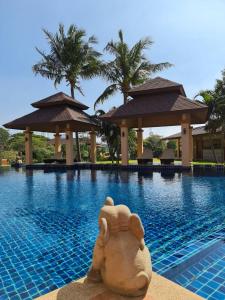 Bazén v ubytování Elegancy Resort Hua Hin nebo v jeho okolí + 37 fotografií