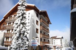 Nevada Aparthotel during the winter