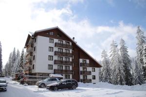 Nevada Aparthotel during the winter