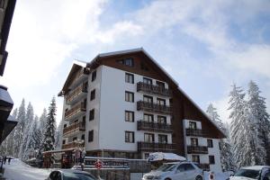 Nevada Aparthotel during the winter