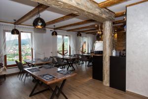 Restaurace v ubytování Князів Двір