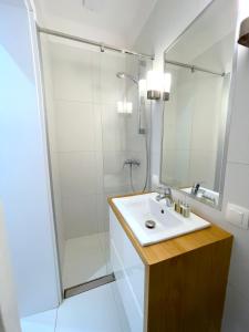 Ett badrum på Apartament 3Fale - Bulwar Portowy, 3 min do plaży i promenady