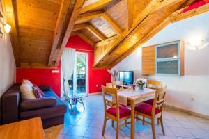 Photo de la galerie de l'établissement Apartments Vodnica, à Zaton 22 autres photos