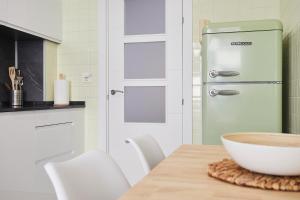 Kuchyňa alebo kuchynka v ubytovaní Victorina by Basque Homes + 22 fotografií