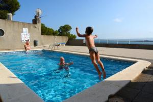 The swimming pool at or close to Treputxell 1-2