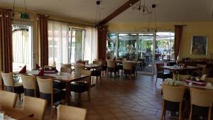 Restaurace v ubytování Hotel Restaurant Am Pfauenhof