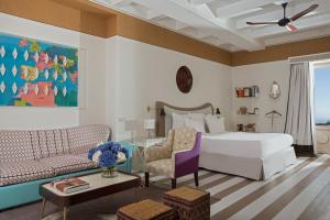 Ліжко або ліжка в номері Capri Tiberio Palace - The Leading Hotels of the World