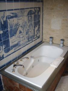 Fotografie z fotogalerie ubytování Auberge de l'Abbatiale v destinaci Auberive