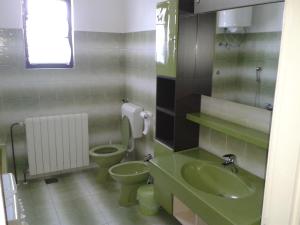 Koupelna v ubytování Mara + 17 fotografií