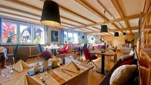 Gallery image of Landhotel Gasthaus zum Pflug in Zell am Harmersbach