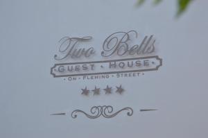 Certifikát, hodnocení, plakát nebo jiný dokument vystavený v ubytování Two Bells Guest House