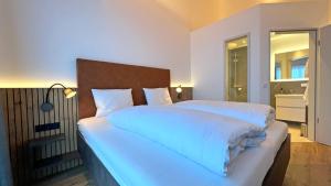 A bed or beds in a room at W-40.COM