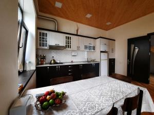 מטבח או מטבחון ב-Basqal Qonaq Evi Guest House