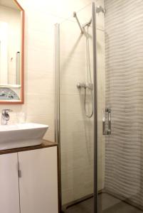 Kúpeľňa v ubytovaní SEVITUR Seville Comfort Apartments