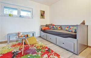 Postel nebo postele na pokoji v ubytování Three-Bedroom Holiday Home In Durdevac