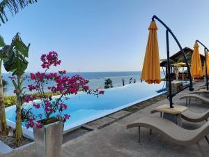 Piscina di Miley Lodging Restobar o nelle vicinanze