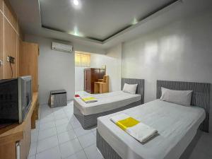 Gallery image of RedDoorz near Poso City Mall in Poso