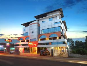 Gallery image of Hotel Heyday in Pathanāmthitta