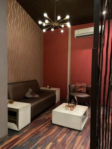 Planet Hotel HollyBum的休息区